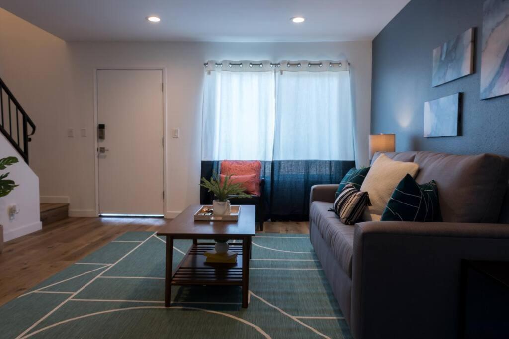 Stylish 2 Bed 1 And Half Bath Apartment Near Sofi Stadium, Lax, Forum อิงเกิลวูด ภายนอก รูปภาพ